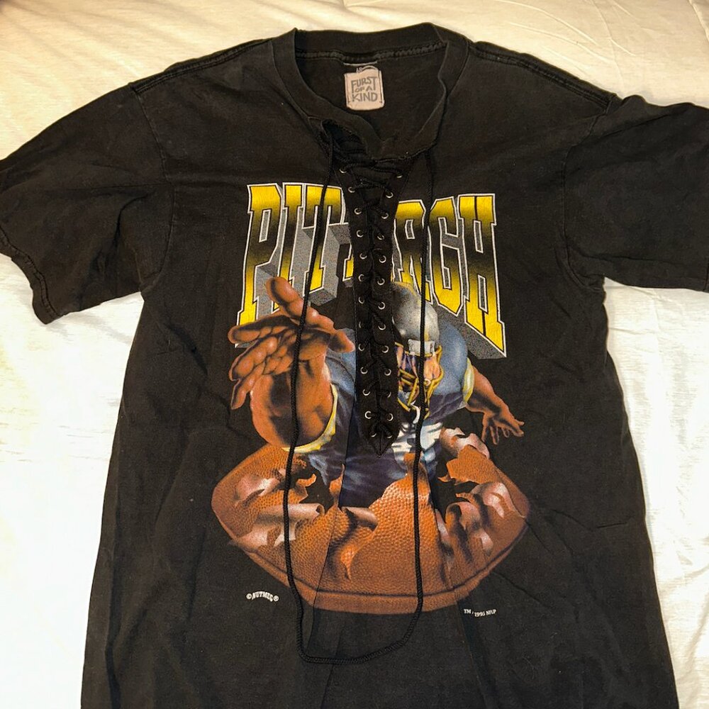 LF Vintage Steelers Lace Up T-Shirt